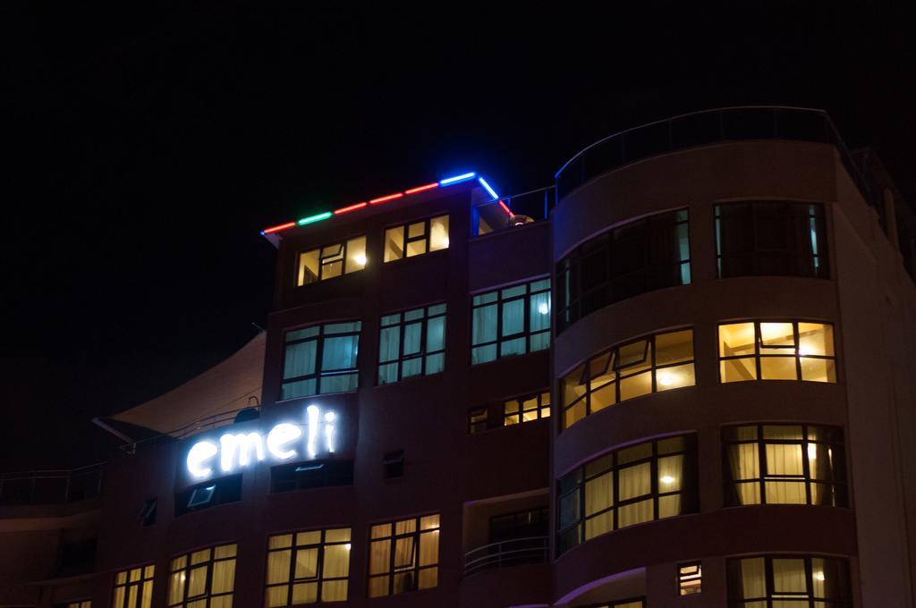 Eddy Suites, Emeli Hotel Nairobi Buitenkant foto