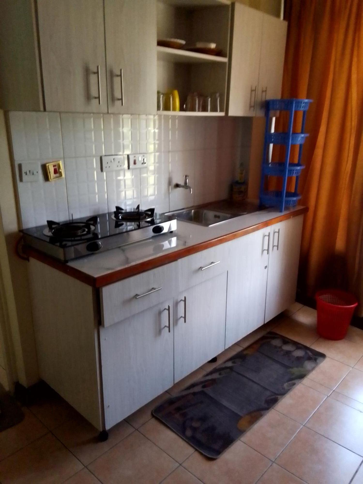 Eddy Suites, Emeli Hotel Nairobi Buitenkant foto