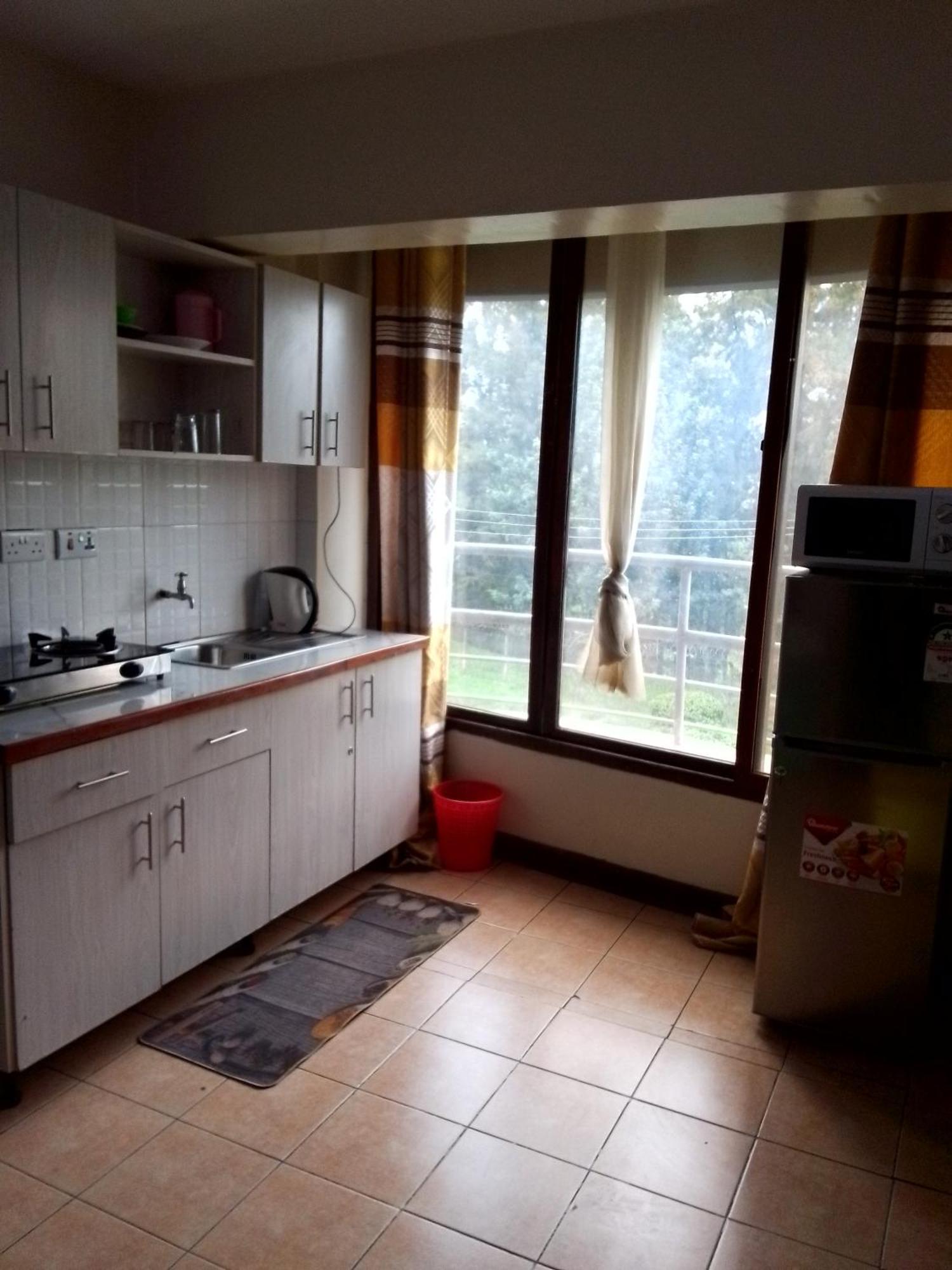 Eddy Suites, Emeli Hotel Nairobi Buitenkant foto