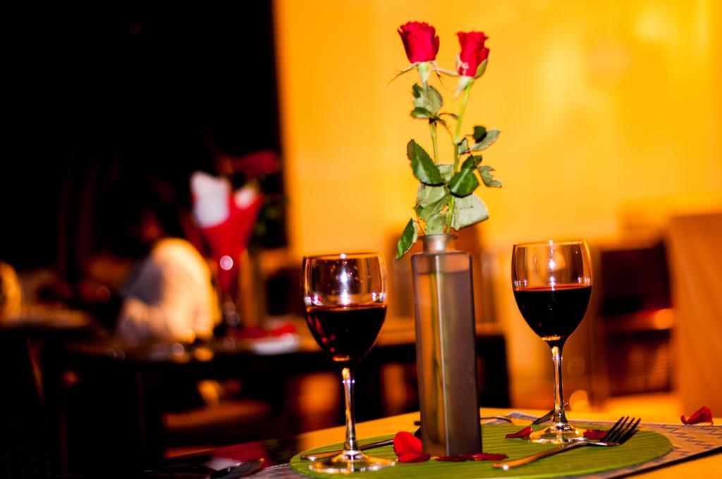 Eddy Suites, Emeli Hotel Nairobi Buitenkant foto