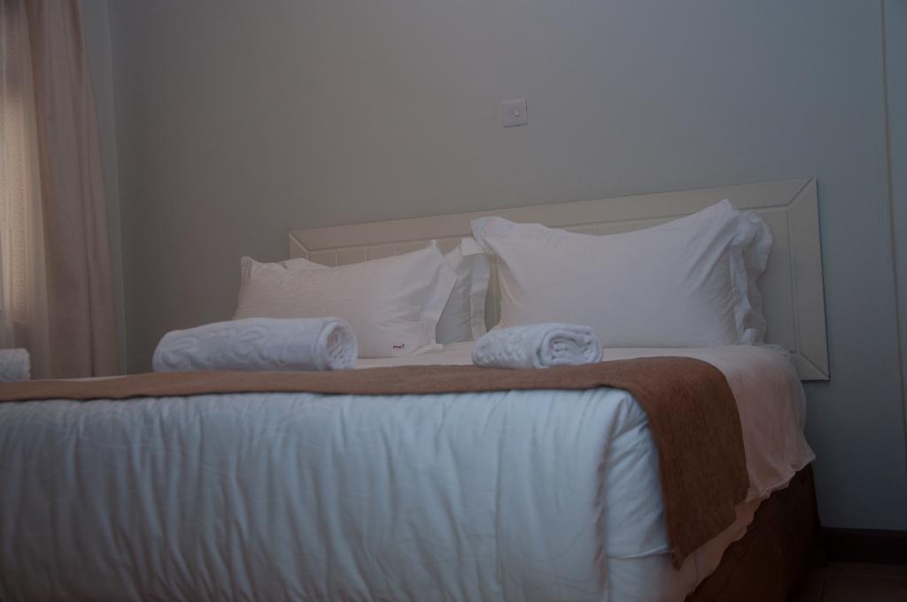 Eddy Suites, Emeli Hotel Nairobi Buitenkant foto