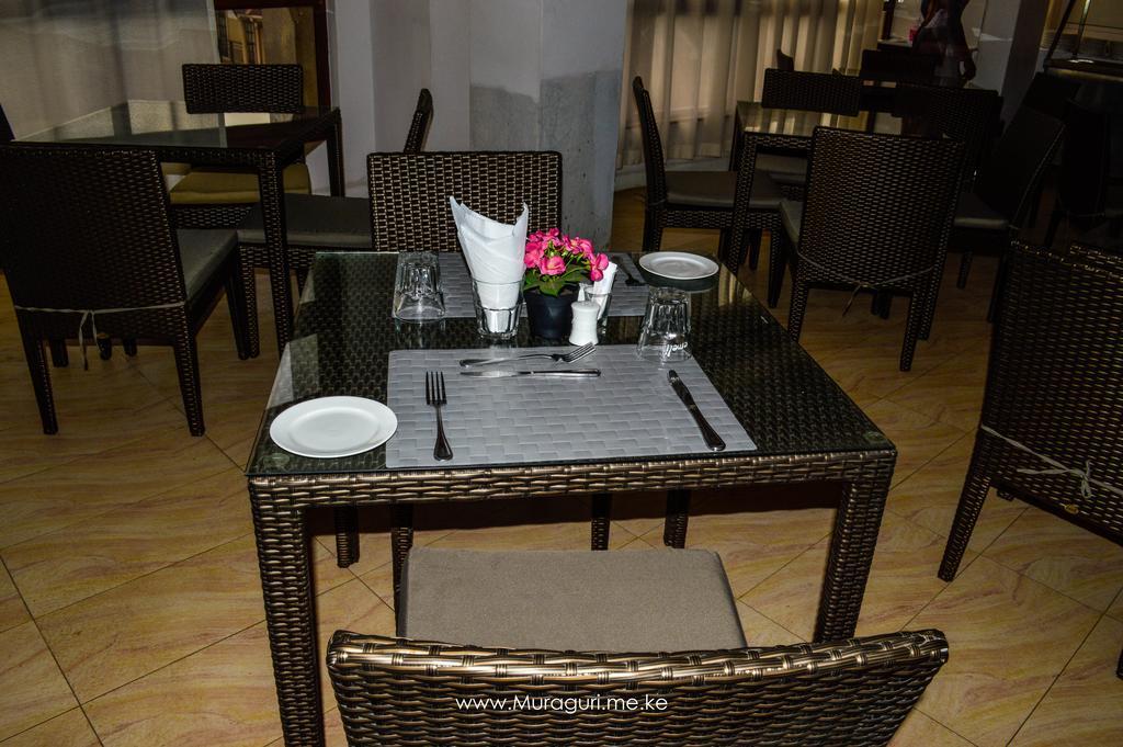 Eddy Suites, Emeli Hotel Nairobi Buitenkant foto