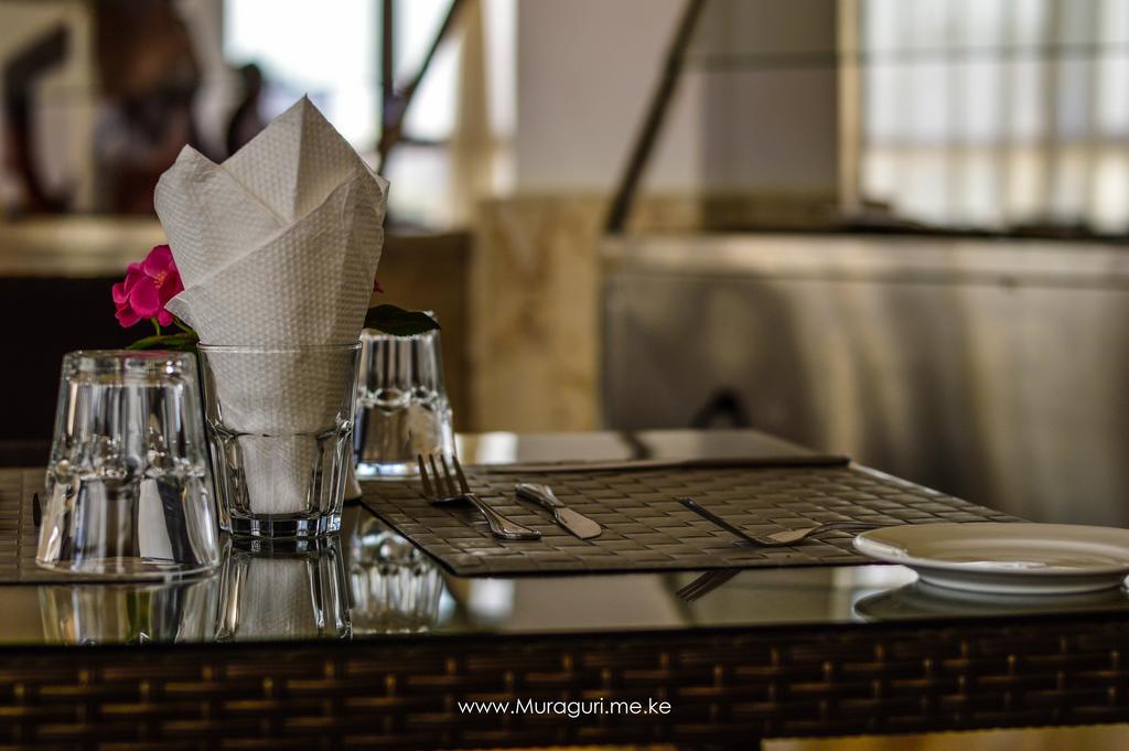 Eddy Suites, Emeli Hotel Nairobi Buitenkant foto